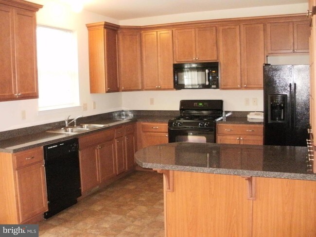 Foto del edificio - 435 Marion Rd