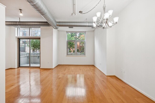 Foto del edificio - 811 4th St NW