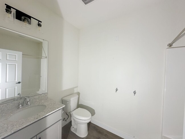 Interior Photo - Waldron - 221