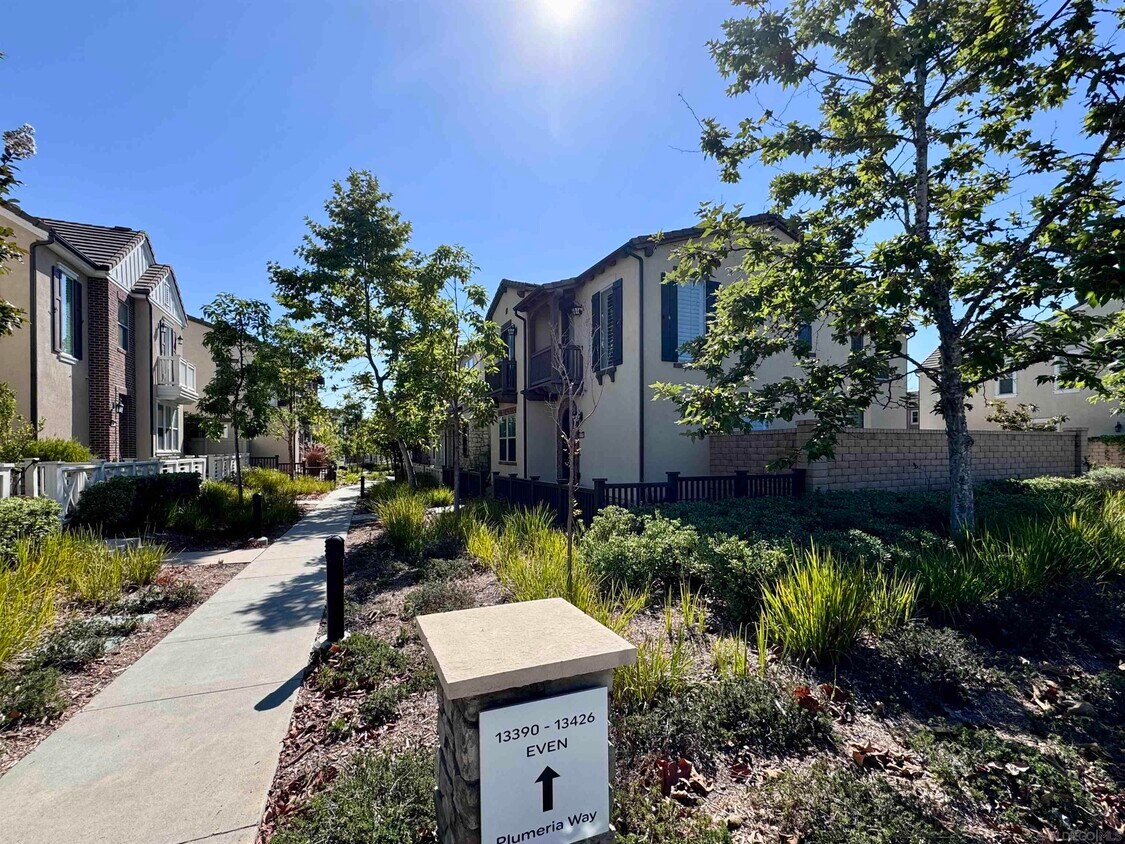 Foto principal - 13390 Plumeria Way