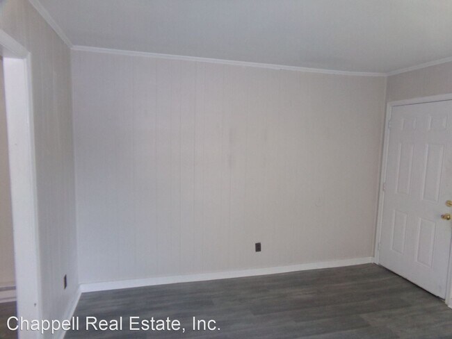 Foto del edificio - 2 br, 1 bath House - 2103B Cloverdale Ave.