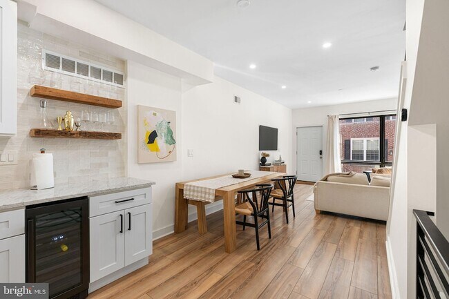 Foto del edificio - 2231 Earp St