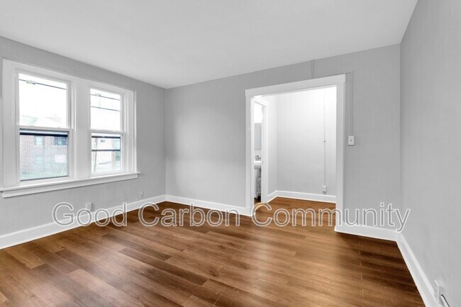 Foto del edificio - 870 Lafayette Ave