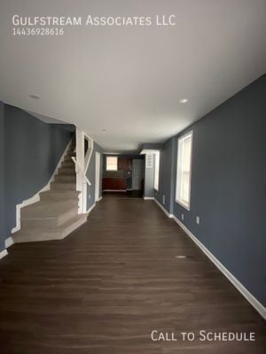 Building Photo - 425 S Vincent St