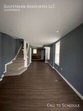 Building Photo - 425 S Vincent St