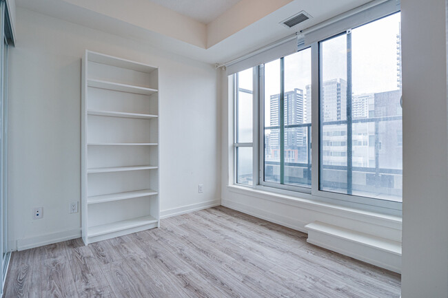 Building Photo - 200 Sackville St