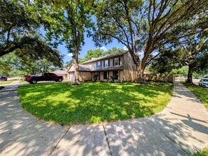 Building Photo - 12506 Mill Ridge Dr