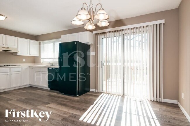 Foto del edificio - 9553 Winkler Dr