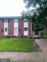 Building Photo - 217 Haverhill Rd