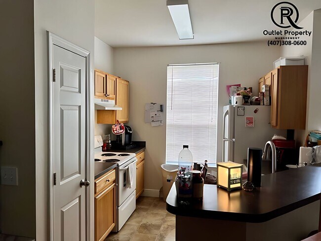 Building Photo - This Beautiful Condo 1 Bed/ 1 Bath ***Avai...
