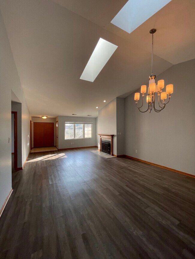 Foto del edificio - 1738 Beech Dr