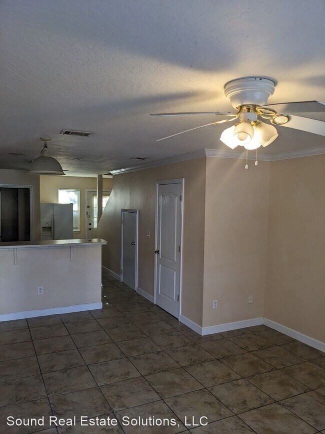 Building Photo - 2 br, 1.5 bath House - 1808 Shaylin Court
