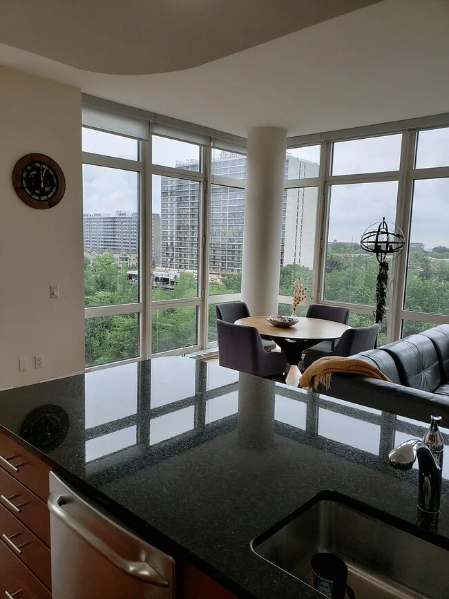 Foto del edificio - 600 12th St