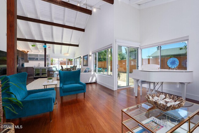 Building Photo - 3078 Saddleback Ct