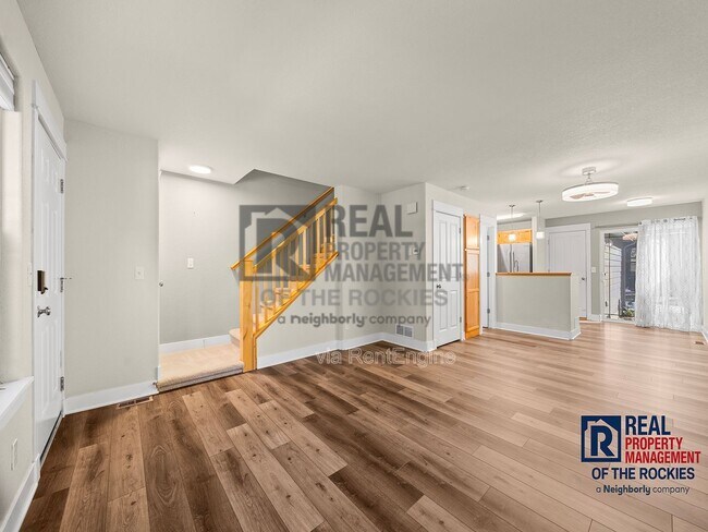 Building Photo - 632 Ebon Pica St