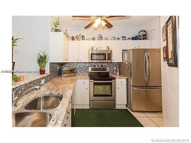 Foto del edificio - 17041 SW 36th Ct