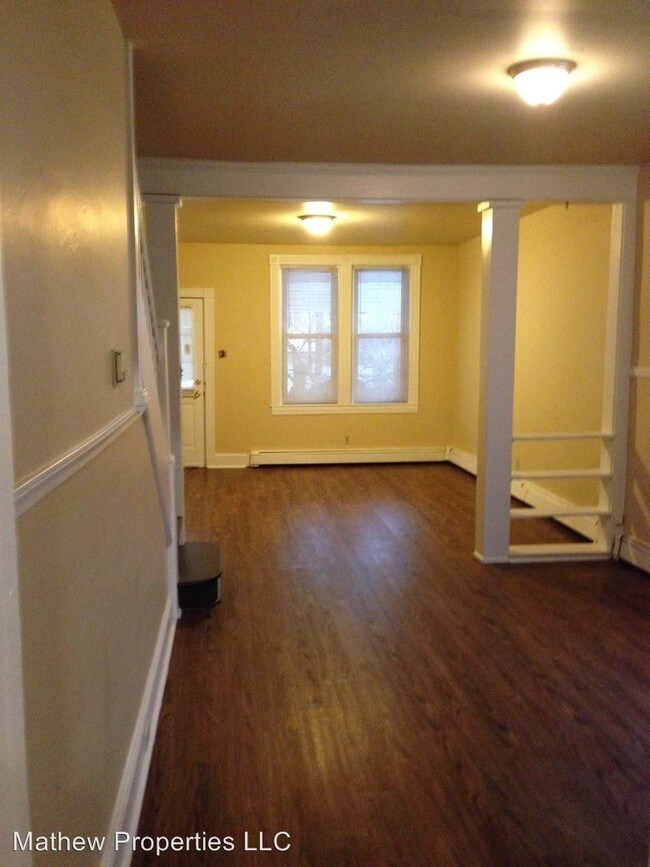 Building Photo - 3 br, 1 bath House - 474 New Dorwart St.