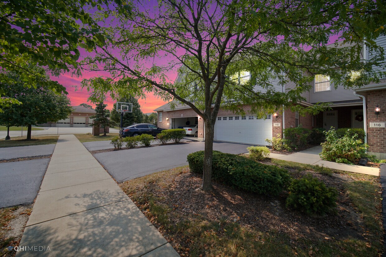 Primary Photo - 110 Auburn Hills Ln
