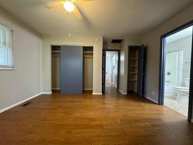 Foto del edificio - 2108 W Sunset Dr