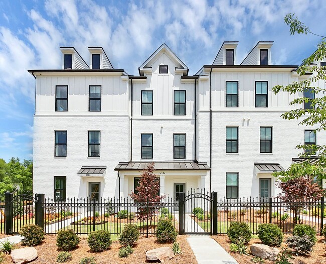 Building Photo - Luxurious 3-bedroom townhome in South Char...