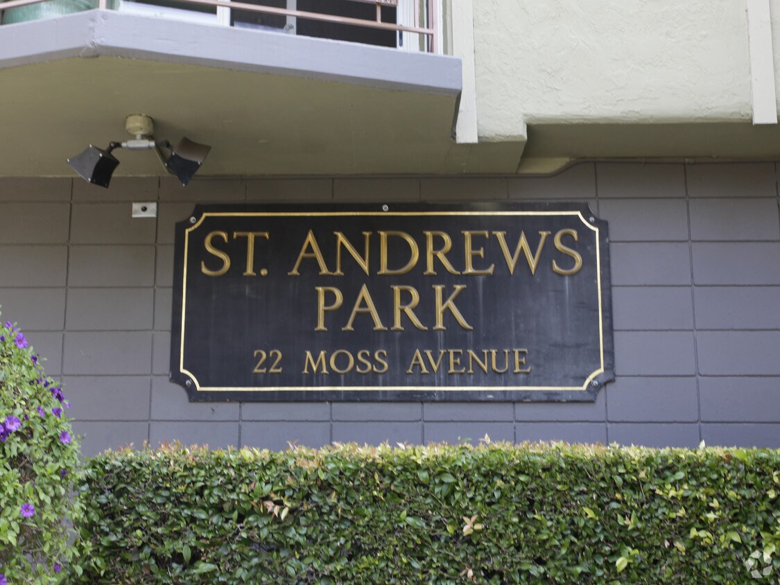 St Andrew Park 22 Moss Ave Oakland, CA