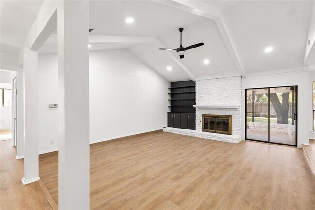 Foto del edificio - 11406 Barrington Way