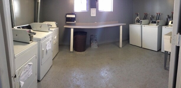 Foto del edificio - 328-342 Davis Ave