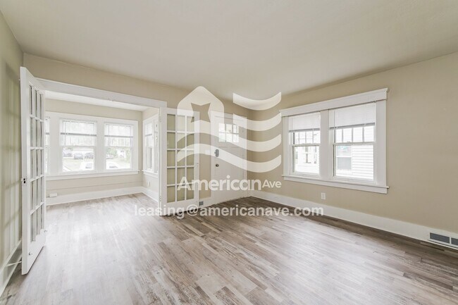 Foto del edificio - 1305 N Meade St