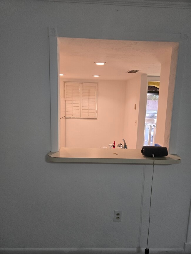 Building Photo - 2135 Golfside Village Dr