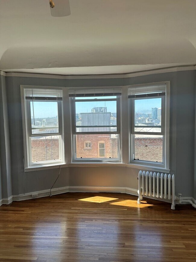 Foto del edificio - 1167 Bush Street (1314R)