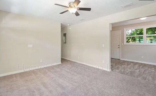 Foto del edificio - 4628 Suffolk Ave