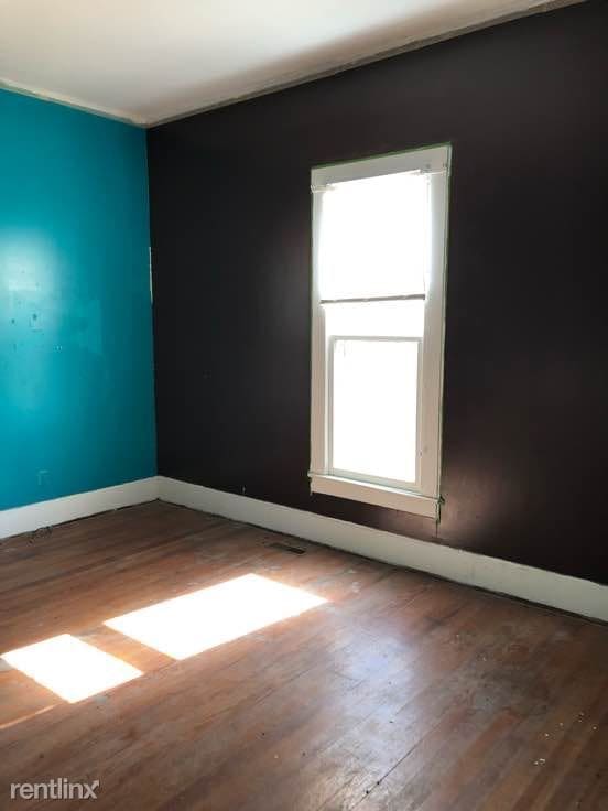 Building Photo - 3 br, 2 bath House - 87 Mulberry St 2 Unit 2