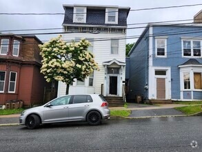 Building Photo - 51 Wright St