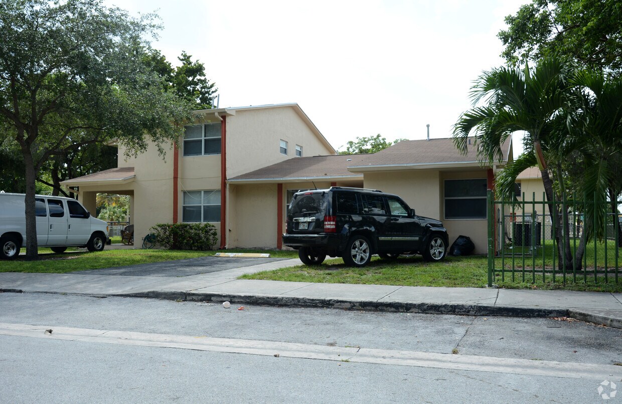 Foto del edificio - Coconut Grove