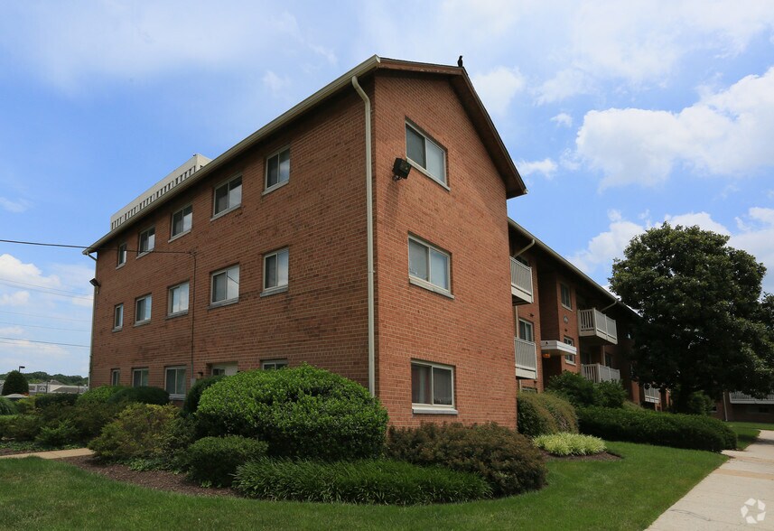 Seminary Hill Apartments Seminary Hill Apartments