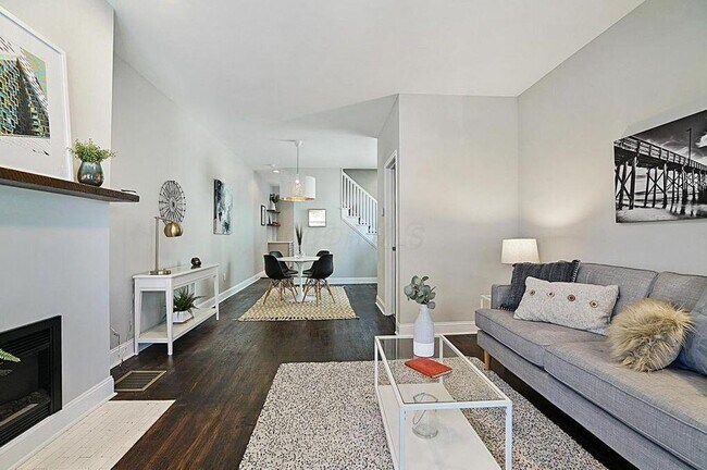 Foto del edificio - 597 Lilley Ave