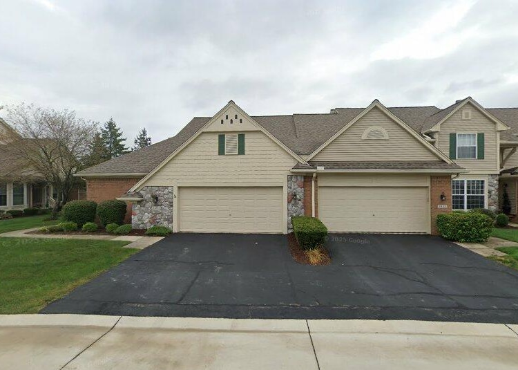 Primary Photo - 2405 Cleveland Way