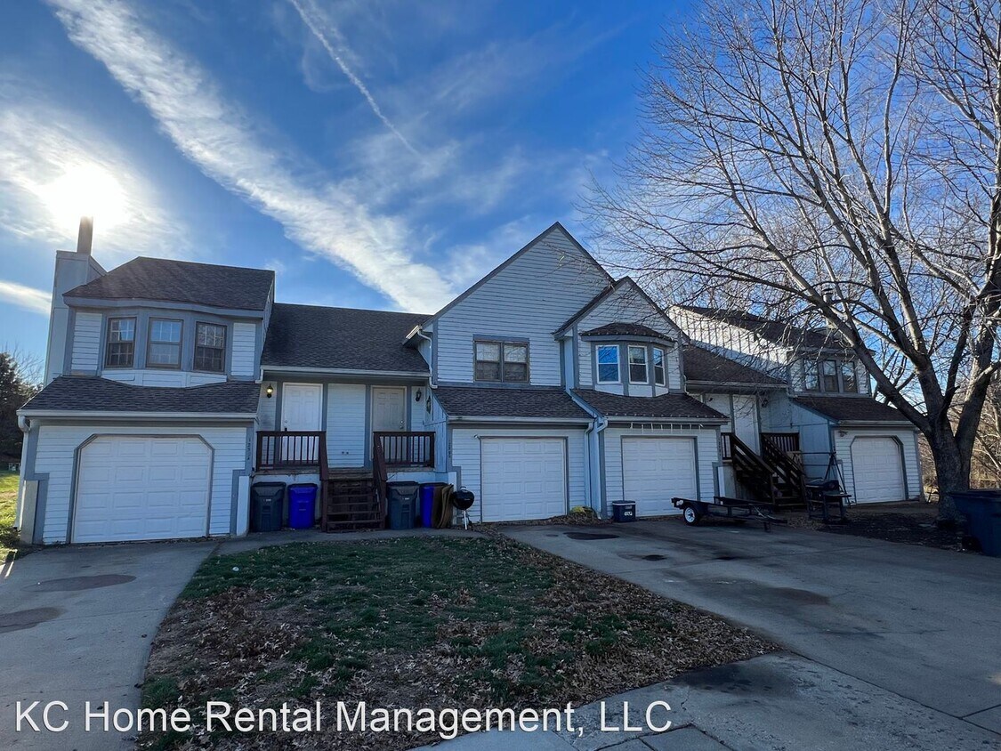Foto principal - 3 br, 2 bath House - 1259 N Petzold Dr, Un...