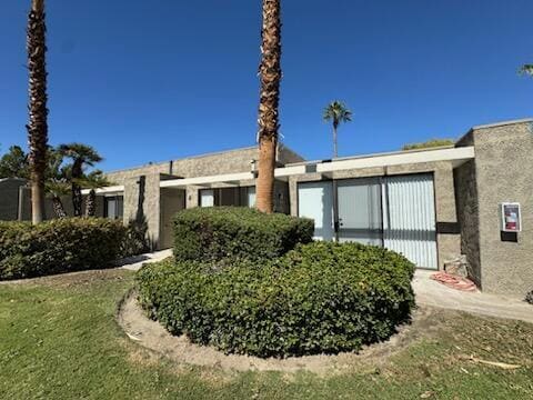 Building Photo - 837 N Calle De Pinos
