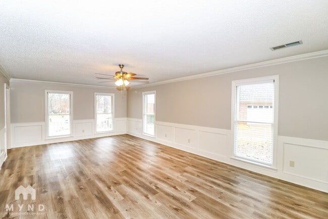 Building Photo - 1446 Lacewing Trace Dr