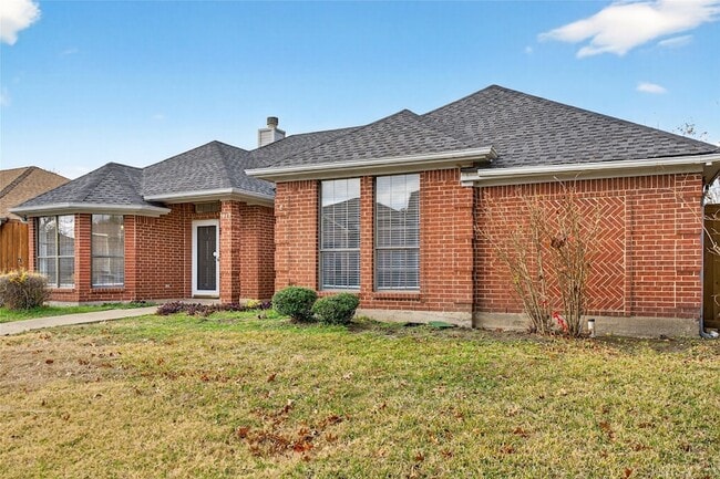 Building Photo - 1617 Briargrove Dr