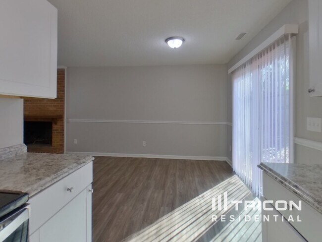 Building Photo - 3817 Aster Drive Charlotte NC