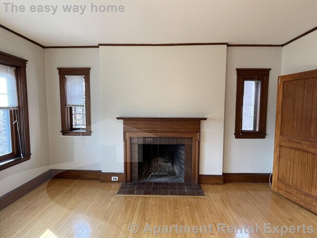 Building Photo - 5 Linnaean St