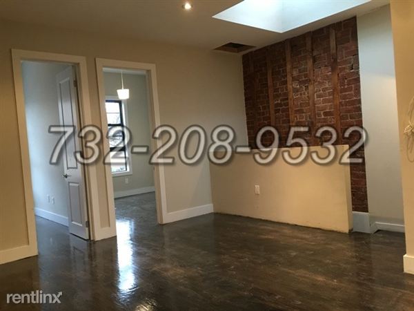 Building Photo - 265 Woodbine St