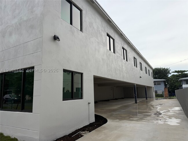Building Photo - 6480 NE 1st Pl
