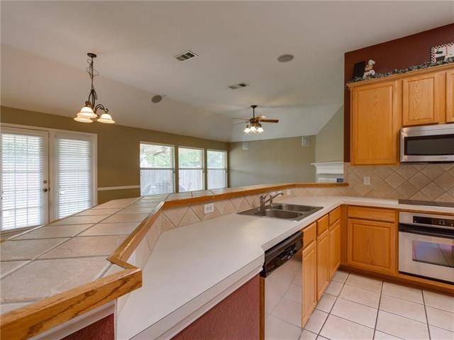 Building Photo - 4509 Shady Hollow Dr