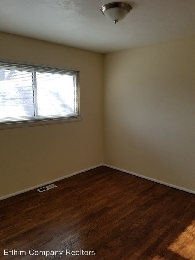 Building Photo - 3 br, 2 bath House - 10606 Lochness Pl.