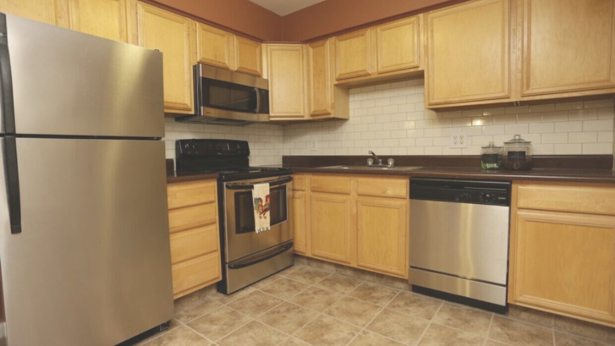 College Hill Apartments Grand Rapids, MI