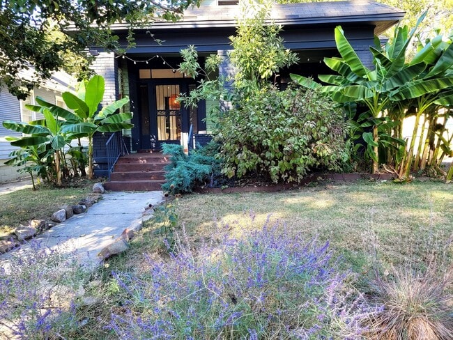 Photo - 1952 Court Ave House