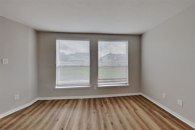 Foto del edificio - 18327 Willow Moss Dr